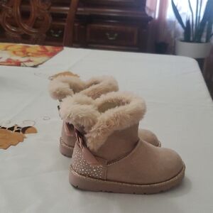 Toddler tan boots